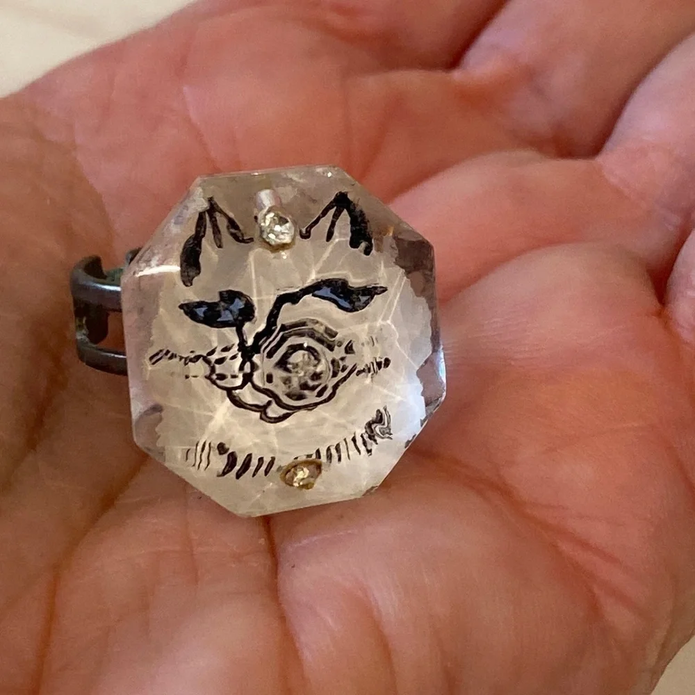 Juliette Ramade Hand Painted White Cat Ring OS